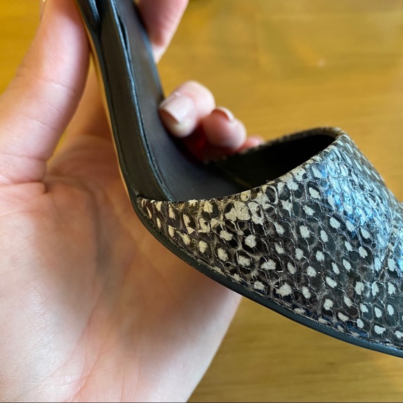 Lord & Taylor 424 Fifth Heels - Picture 5 of 7